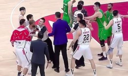 枫丹多人着装爆料视频播放,时尚潮流尽收眼底